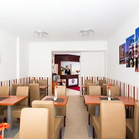 Hotel Condor-2